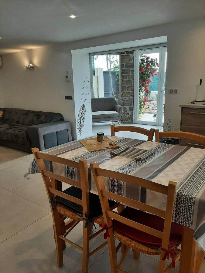 Appartement Climatise Au Calme En Provence Пиерфу-дю-Вар Екстериор снимка